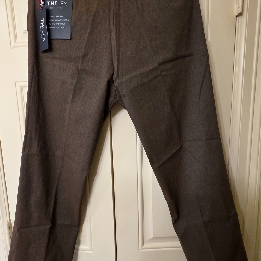 Tommy Hilfiger Brown Chinos Flat Front Design